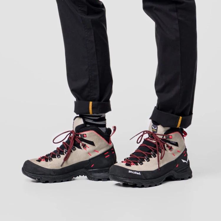 damskie-buty-trekkingowe