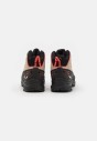 buty-z-sytemem-sznurowania-3f