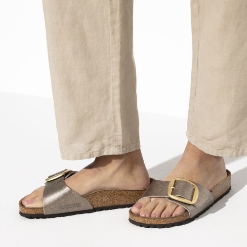 1016237-madrid-big-buckle-graceful-taupe