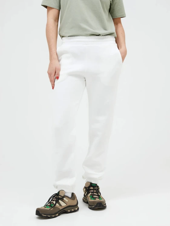 biale-spodnie-damskie-peak-performance-original