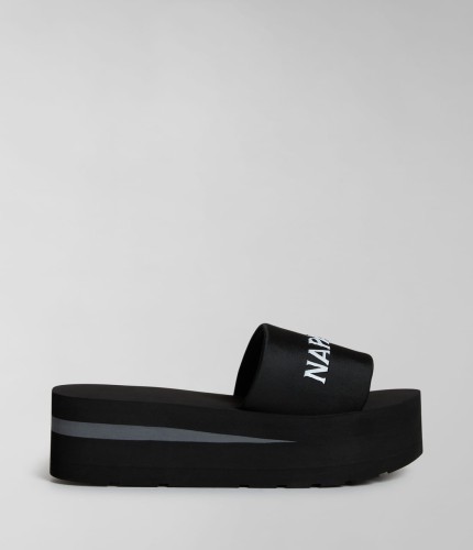 czarne-klapki-damskie-na-platformie-napapijri-dahlia-na4i8n-black