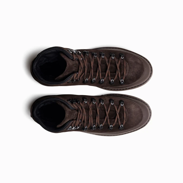 Core Cap Suede Chocolate Black - Man 3.jpg