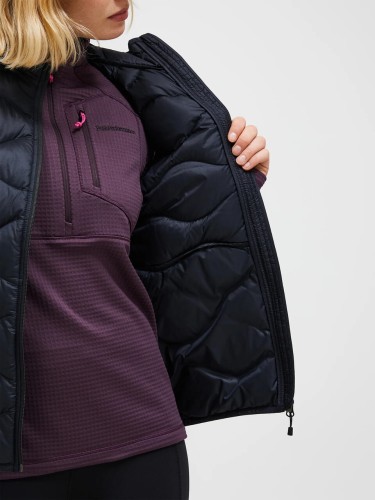 G79846020-peak-performance-helium-down-vest