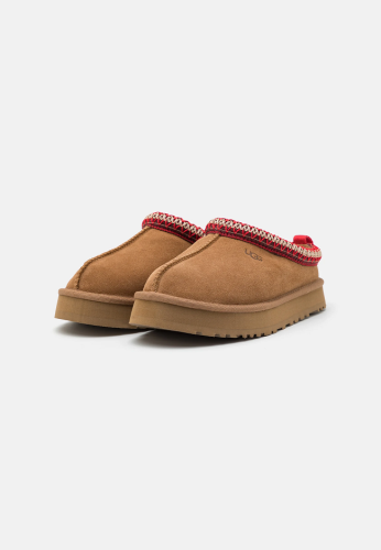 brazowe-dzieciece-kapcie-ugg