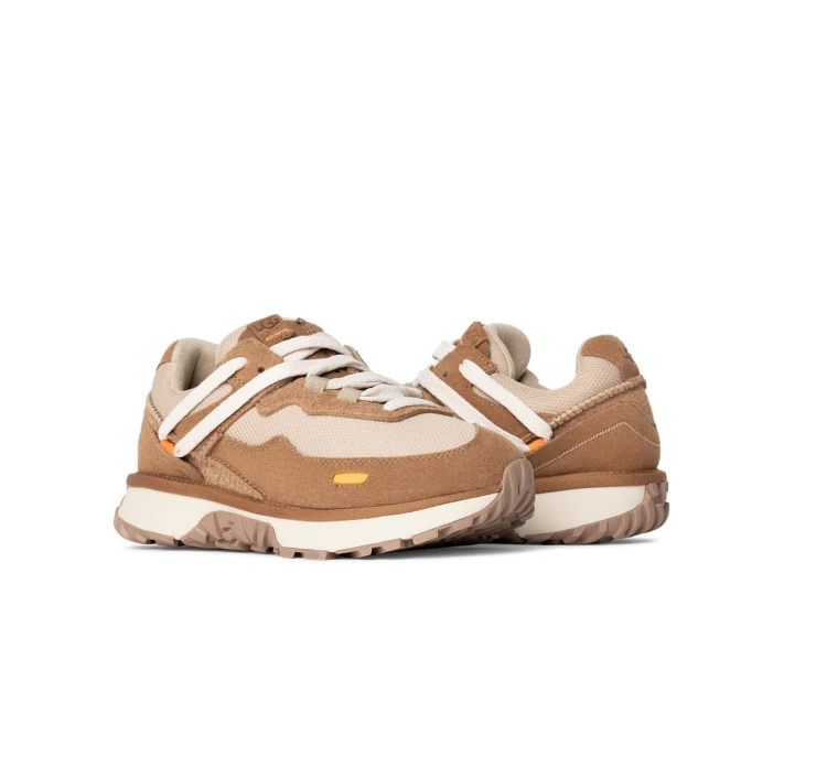 damskie-buty-sportowe-ugg-retrofi-low
