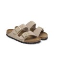 bezowe-kremowe-klapki-damskie-birkenstock