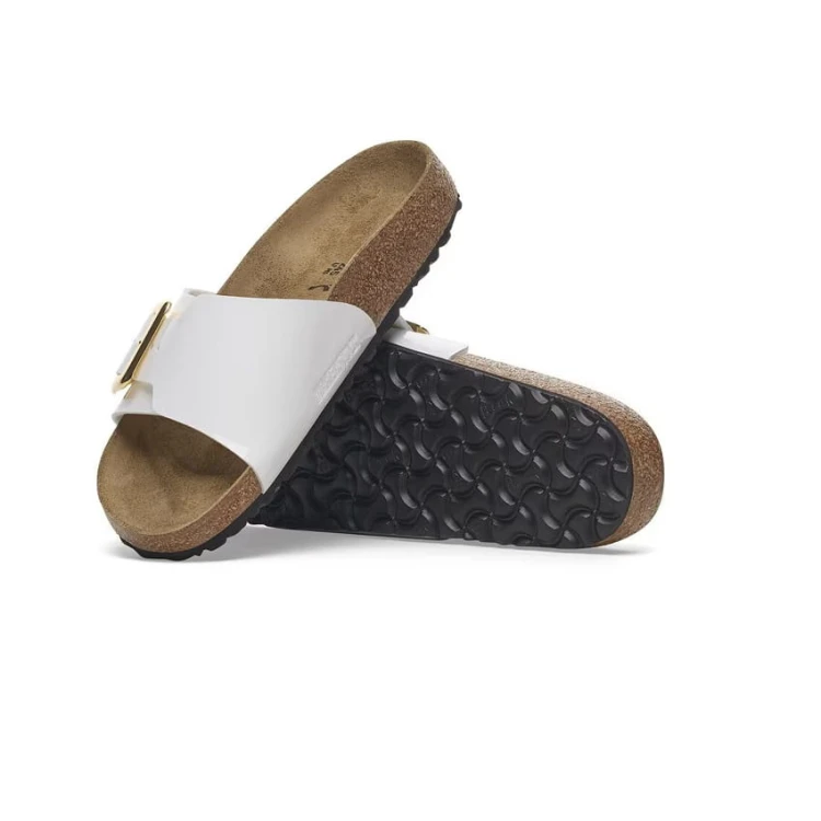 catalia-cushion-buckle