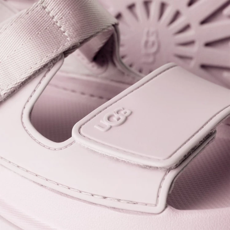damskie-sandaly-na-lato-wygodne-ugg-platform