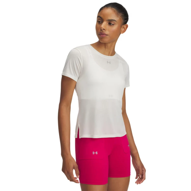 kremowa-koszulka-treningowa-under-armour-trail-run