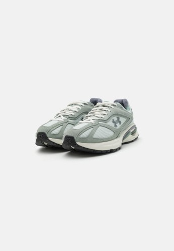 buty-meskie-sportowe-under-armour