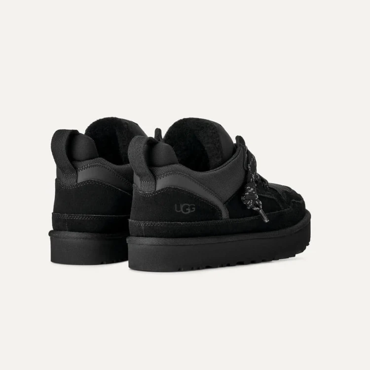 buty-meskie-ugg-lowmel-black–tyl-czarnych-zamszowych-sneakersow-z-logo-ugg-na-piecie
