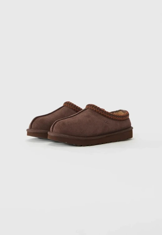 kapcie-damskie-ugg-czekoladowe-tasman-ii-burnt-cedar-1174470-skos.jpg