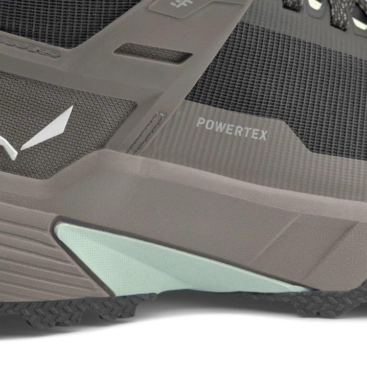 buty-damskie-salewa-pedroc-2-mid-ptx-black-out-bungee-cord-detal.jpg