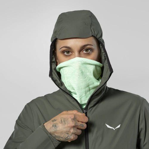 komin-salewa-icono-headband-pastel-green-stylizacja