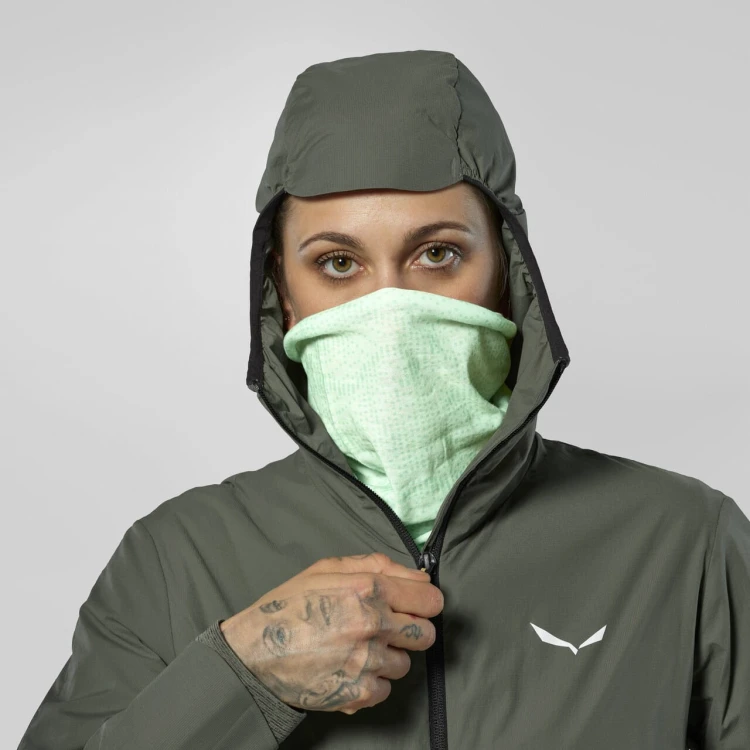 komin-salewa-icono-headband-pastel-green-stylizacja