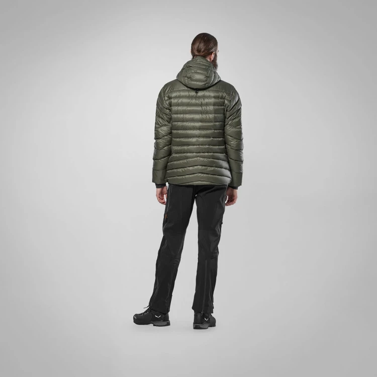 salewa-ortles-medium-3-rds-down-jacket-men-faded-green-kurtka-puchowa-meska-02.jpg