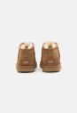 ugg-buty-dzieciece-classic-ultra-mini-chestnut-1130750k-che-01.jpg