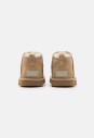 ugg-buty-dzieciece-classic-ultra-mini-sand-1130750k-san-01.jpg