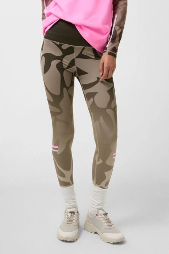 bogner-fire-ice-tamira-legginsy-damskie-bezowe-camo-stylizacja-przod.jpg