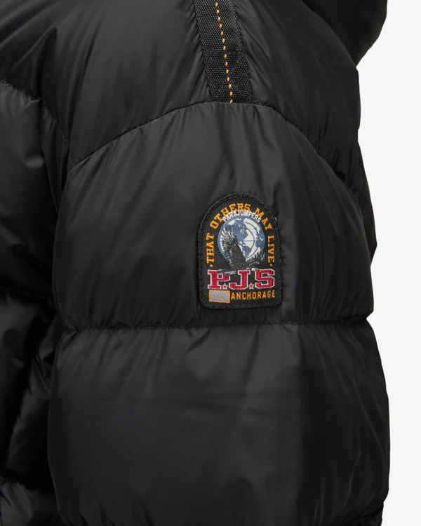 czarna-kurtka-damska-parajumpers