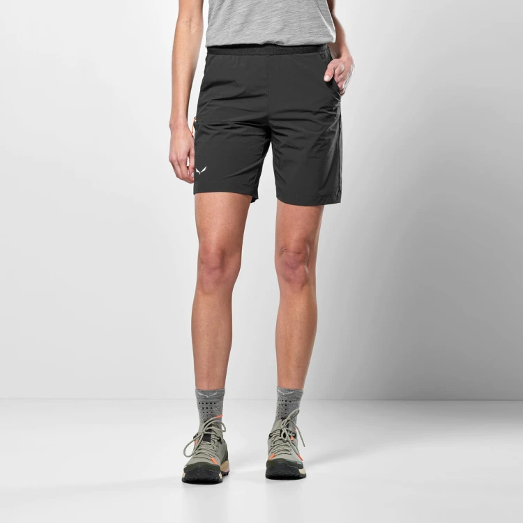 spodenki-damskie-trekkingowe-salewa-puez-4-black-przod