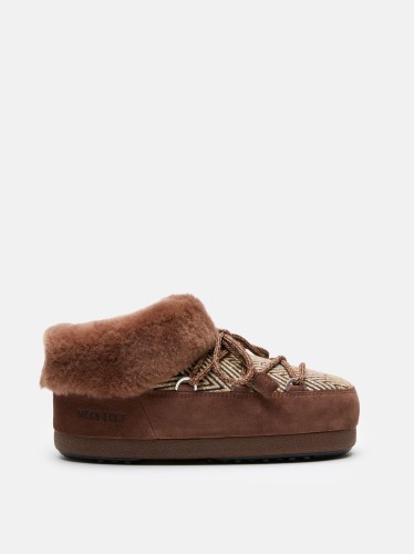 moon-boot-x-guest-in-residence-evx-chalet-cocoa-faux-fur-mules-80d1470120-m062-03-side.jpg