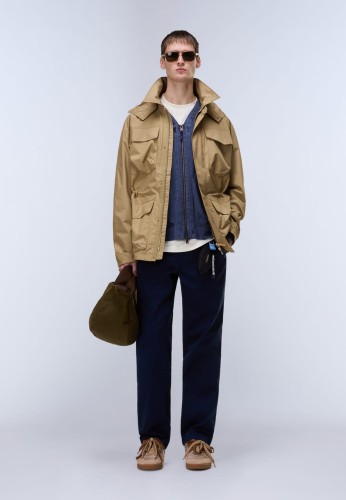 napapijri-rivalto-field-jacket-piaskowa-sylwetka-przod