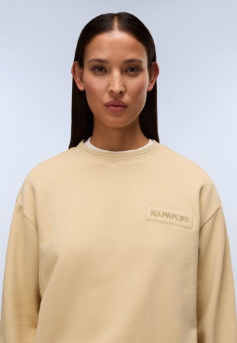 bluza-damska-napapijri-clarao-na4i99-mojave-des-zblizenie-dekolt