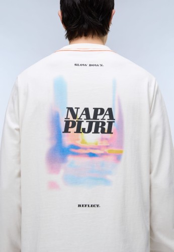 longsleeve-meski-napapijri-lodestar-na4g9s-white-whisper-detal-grafika-tyl