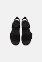 sandaly-damskie-ugg-goldenstar-black-1136783-blk-1.jpg