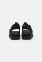 sandaly-damskie-ugg-goldenstar-black-1136783-blk-5.jpg