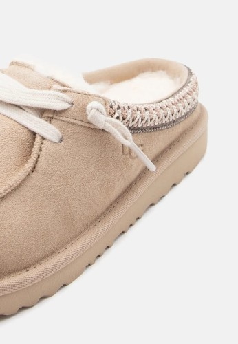 kapcie-ugg-k-tasman-mule-sand-1175213K-SAN-4.jpg