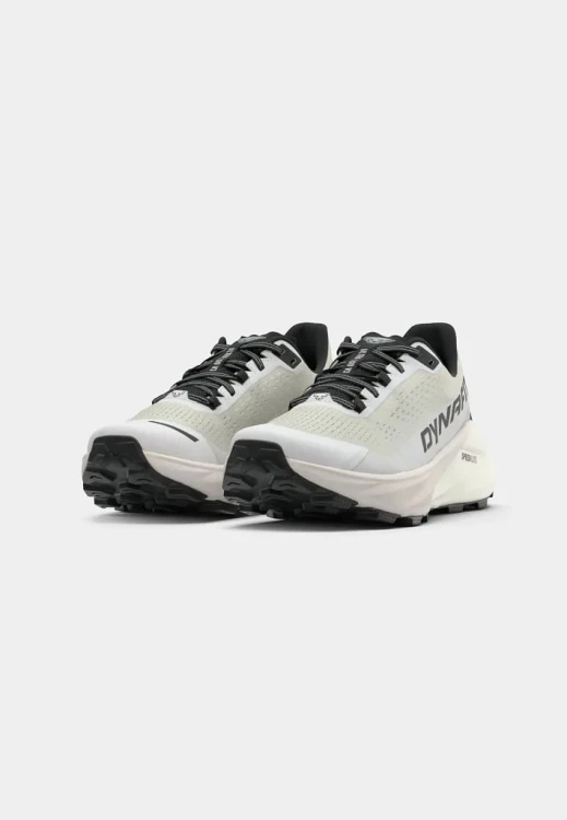 buty-trailowe-dnafit-ultra-100-v3-nimbus-black-out-1.jpg