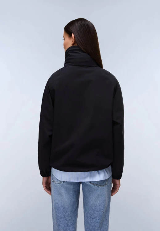 napapijri-rainforest-dune-anorak-damski-czarny-tyl