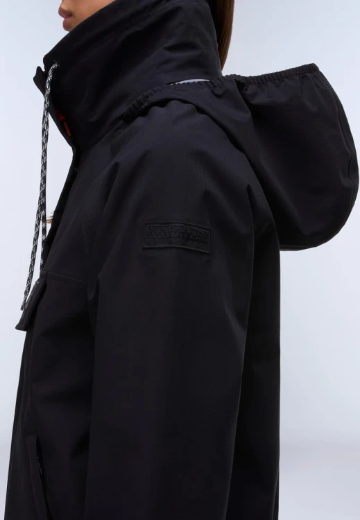 napapijri-rainforest-dune-anorak-damski-czarny-bok-kaptur