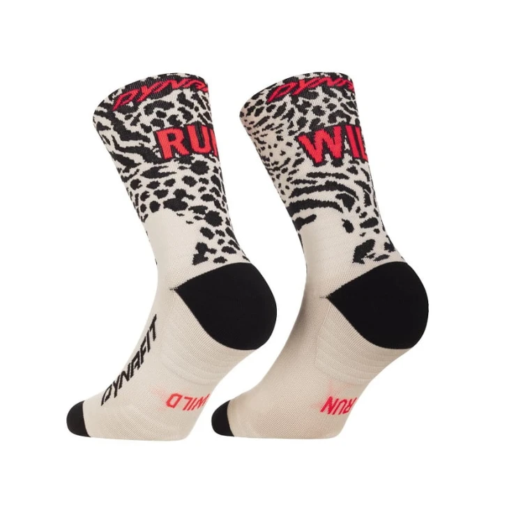 dynafit-run-wild-crew-socks-overcast-skarpety-trailowe-bezowe
