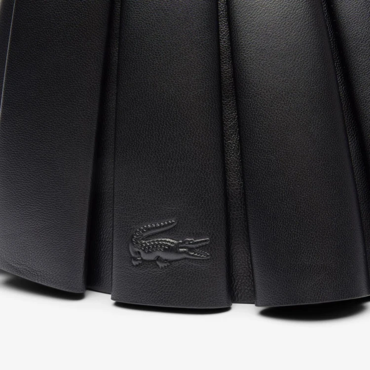 lacoste-small-lenglen-leather-bag-nu5011dp-000-noir-czarna-torebka-detal-plisy-logo-krokodyl