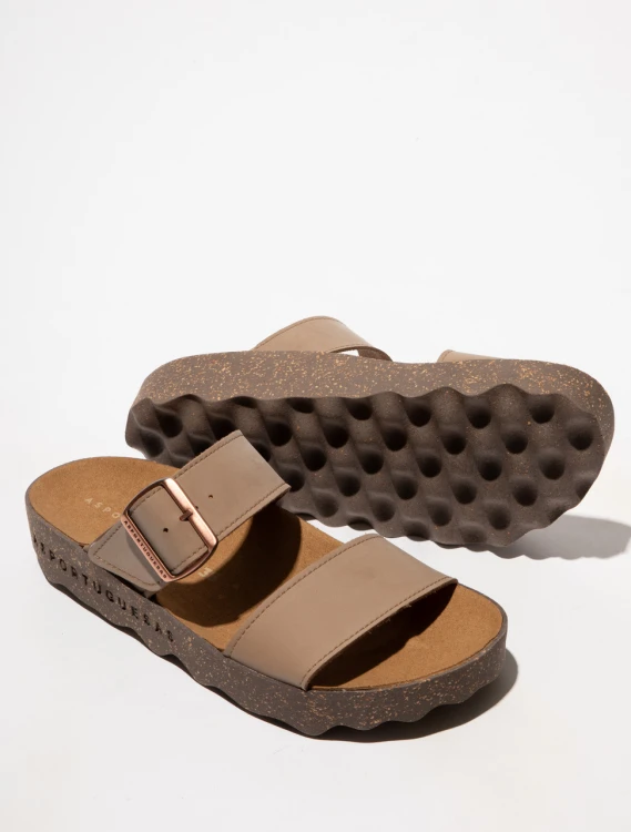 klapki-damskie-asportuguesas-coly-biosuede-nude-spod-podeszwy