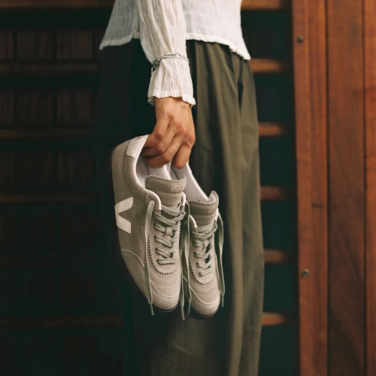 veja-sneakers-panenka-suede-beige-fu0320901_5-jpg-high-quality.jpg