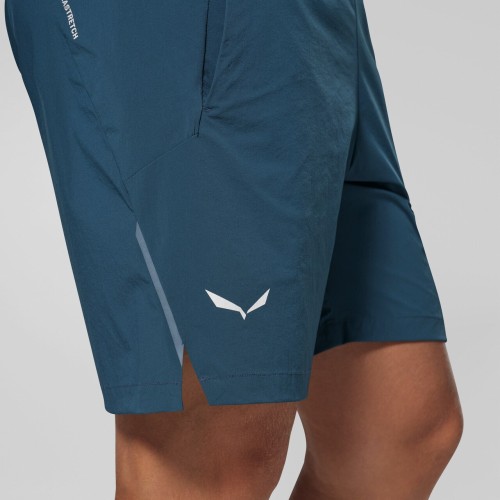 spodenki-meskie-salewa-pedroc-light-8770-pond-blue-detal-logo