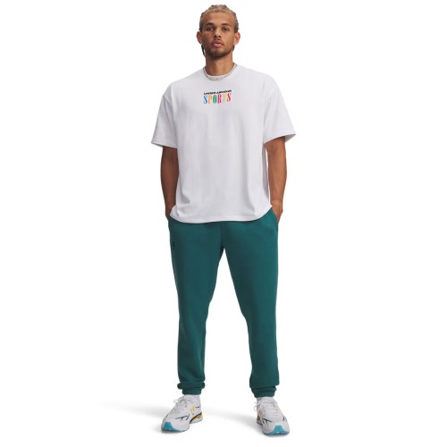 meskie-spodnie-dresowe-under-armour-icon-fleece-rack-green-stylizacja