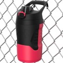 bidon-under-armour-playmaker-jug-950-ml-cerise-na-tle-siatki