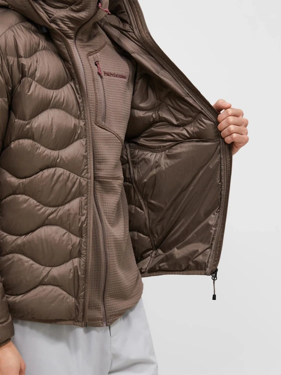 puchowa-kurtka-meska-peak-performance-helium-down-hood-terrain-tan-wnetrze