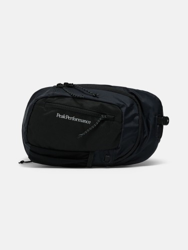 czarna-torba-peak-performance-oudoor-sling-bag-black-przod