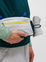 torba-rowerowa-peak-performance-street-bike-bag-23l-w-dloni