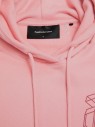 bluza-damska-peak-performance-terry-graphic-hood-warm-blush-detal-logo-metka
