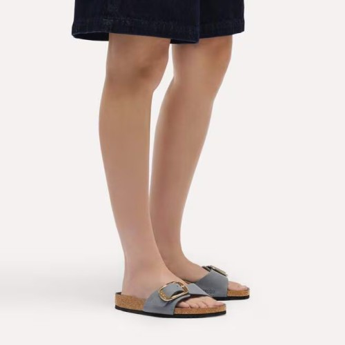 klapki-damskie-birkenstock-madrid-big-buckle-basalt-gray-na-modelce
