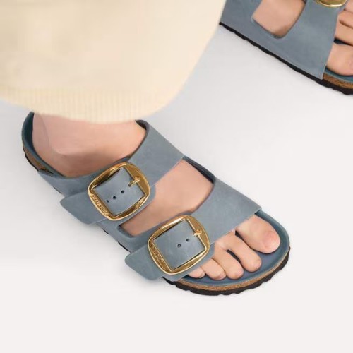 klapki-damkie-birkenstock-arizona-big-buckle-basalt-gray-na-modelce
