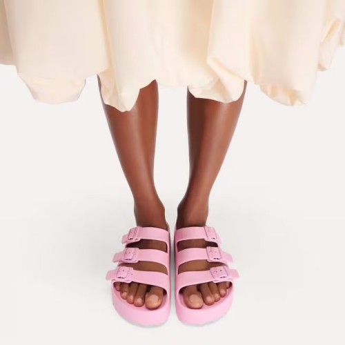 klapki-damskie-birkenstock-florida-iii-flex-platform-eva-fondant-pink-na-modelce