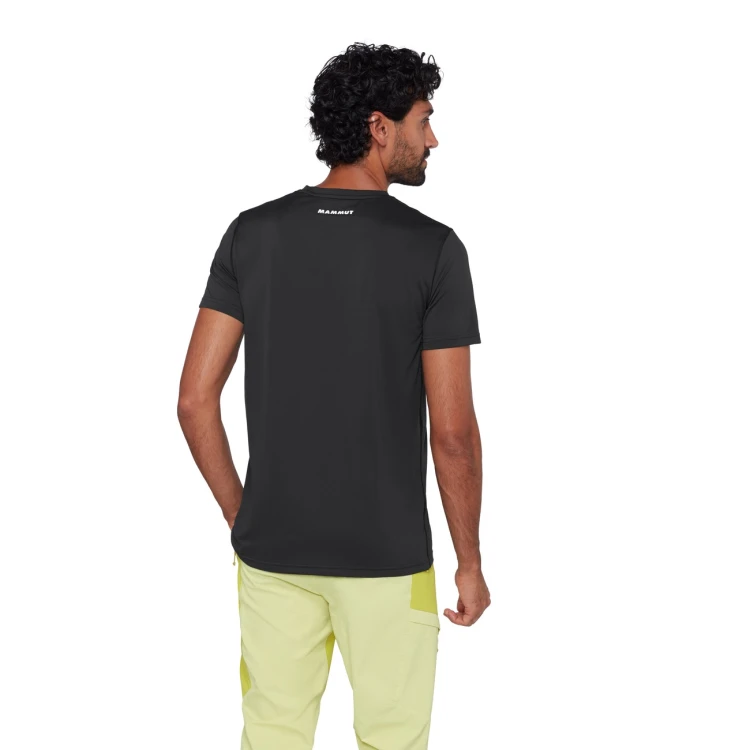 techniczna-koszulka-meska-mammut-selun-fl-black-na-modelu-tyl